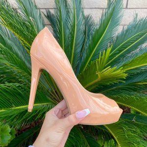 Guess Nude Peep Toe Stiletto Heel Size 7.5